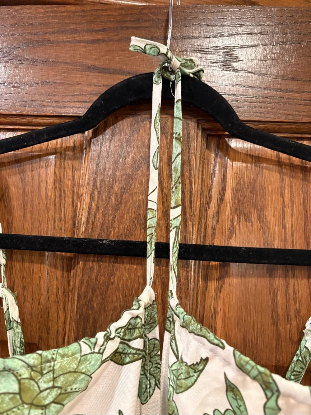 Indulge in Style $48 Green Floral Smocked Midi Dress M Boho - Picture 5 of 12